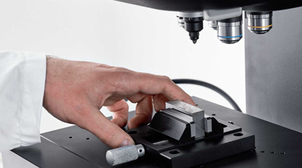 Vickers Hardness Tester.